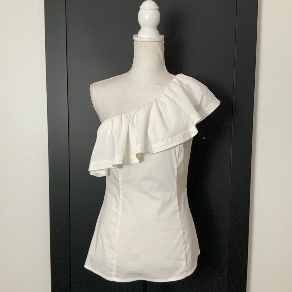 NWT Trina Turk White Ruffle Top Size 6